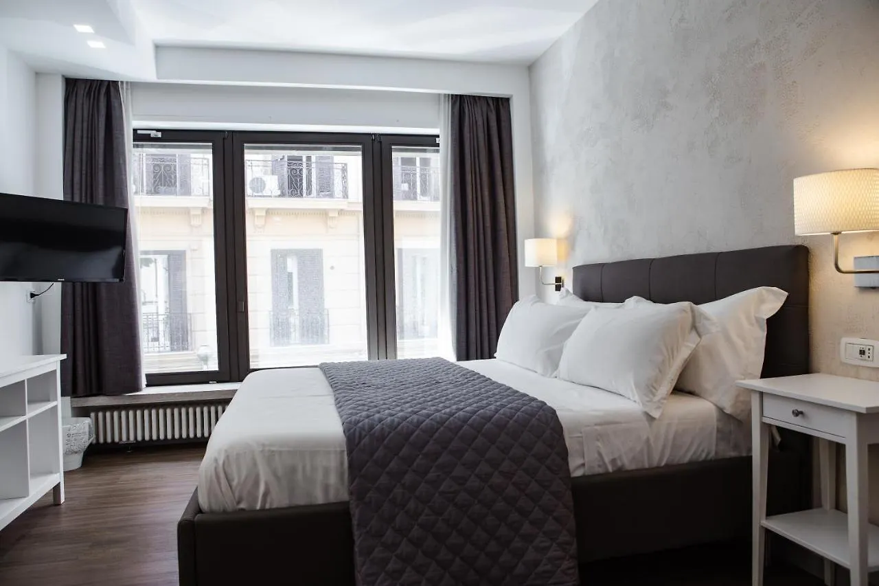 Prestige Rooms Chiaia Hotel Неаполь 3*,  Италия