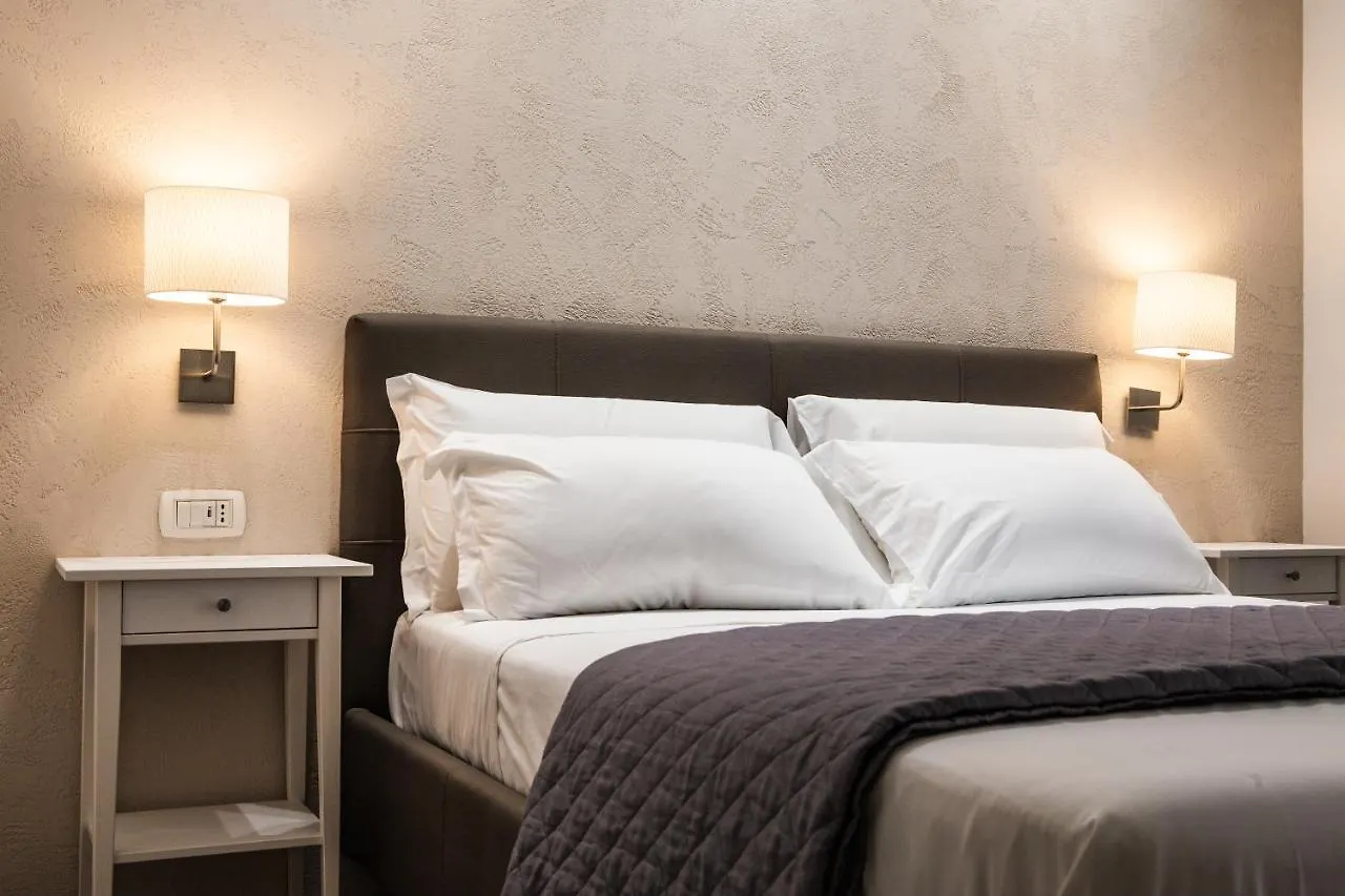 נאפולי Prestige Rooms Chiaia Hotel